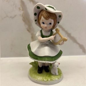 Vintage Lefton Irish girl with Harp and Kitten